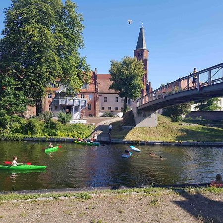 Carlo Familienfreundliches 3-Raum Apartment Auf Der Dom-Insel Brandenburg  Kültér fotó